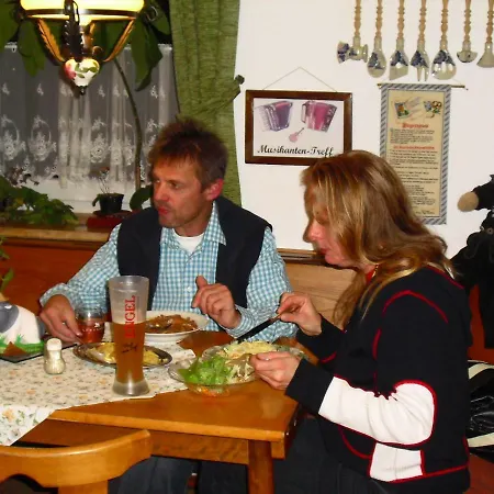 Hotel-pension-waldblick 호텔