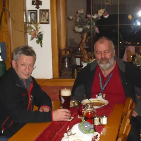 Hotel-pension-waldblick 호텔 마인하르트